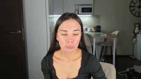 Bella online show from 03-30-26, 09:16