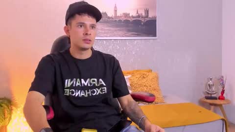 Snapshot of nils_saint chatting on 09-28-25, 12:49 Nils online show from 09-28-25, 12:49