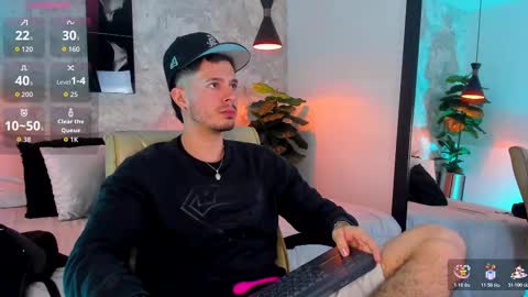 Snapshot of nils_saint chatting on 12-01-25, 02:05 Nils online show from 12-01-25, 02:05