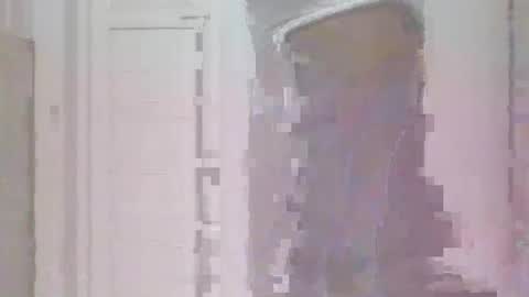 Snapshot of nima7220 chatting on 01-19-26, 12:31 nima7220 online show from 01-19-26, 12:31