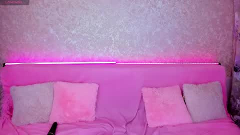 Nina online show from 03-12-25, 06:22