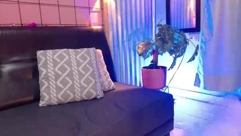 nina_belle_ online show from 03-23-26, 01:15