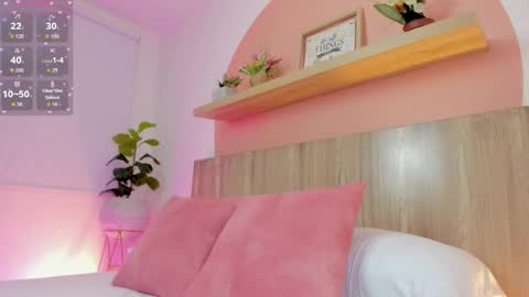 N I N A online show from 12-03-25, 02:41