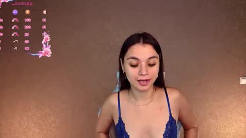 Snapshot of nina_fierce chatting on 09-11-25, 03:17 Ketrin online show from 09-11-25, 03:17