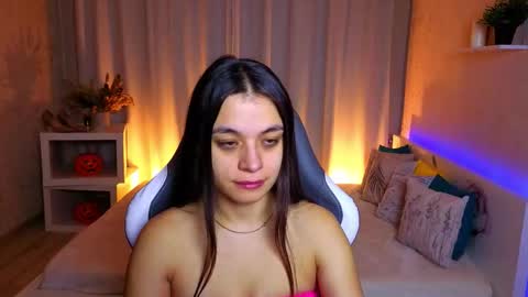 Snapshot of nina_fierce chatting on 11-28-25, 03:09 Ketrin online show from 11-28-25, 03:09