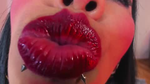 Nina Fox  online show from 04-09-26, 02:55