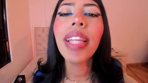 Snapshot of nina_fooxxx1 chatting on 05-30-26, 05:43 Nina Fox online show from 05-30-26, 05:43