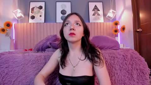 nina_ford_ online show from 03-26-26, 03:23