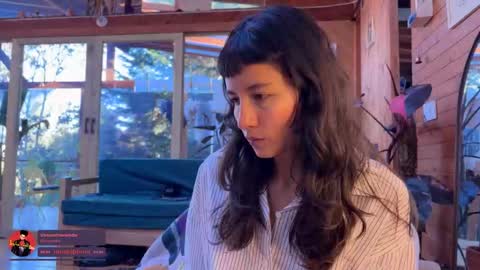 Nina.  online show from 01-17-26, 09:51