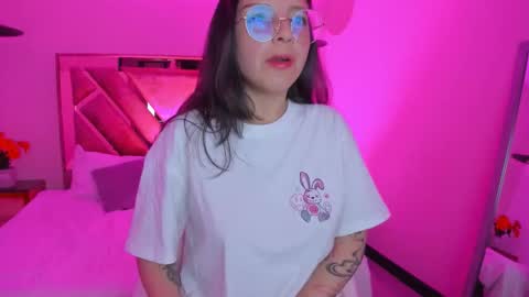 Nina myers online show from 11-07-25, 03:39