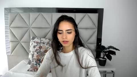  Nina  online show from 02-05-25, 09:07