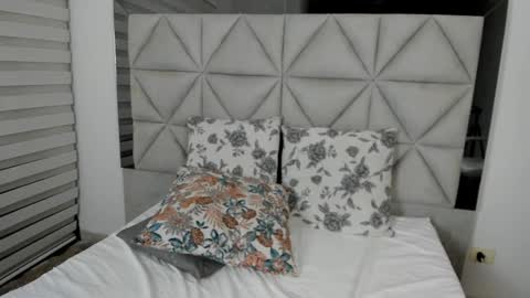  Nina  online show from 03-02-25, 02:08