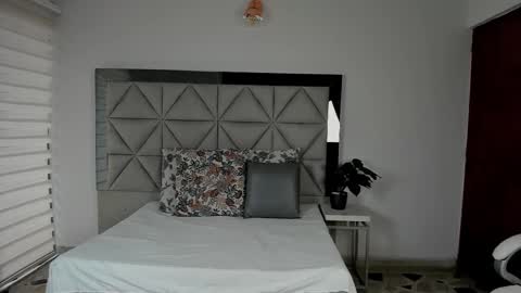  Nina  online show from 03-06-25, 08:59