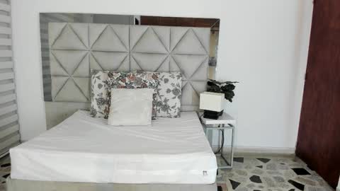  Nina  online show from 09-08-25, 11:15