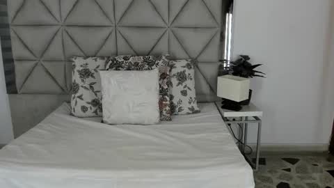  Nina  online show from 09-29-25, 10:58