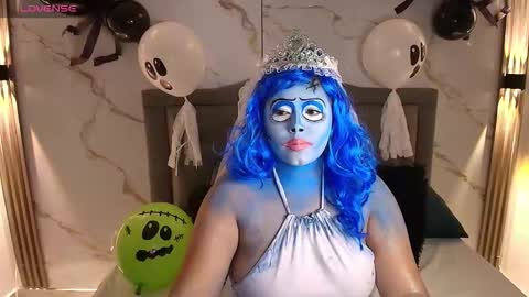  N I N A online show from 10-31-25, 08:32