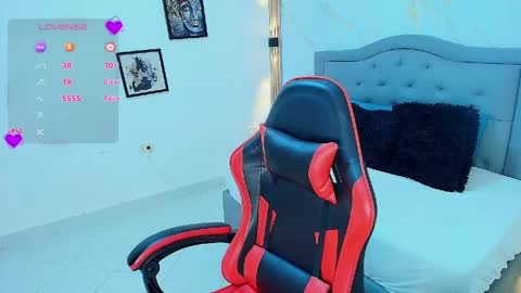 N I N A  online show from 03-17-26, 05:11