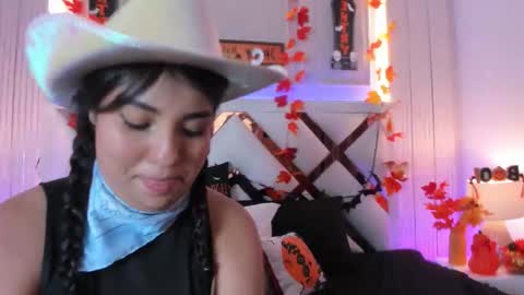 Nina online show from 10-17-25, 07:44