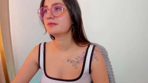 Nina online show from 09-23-25, 12:08