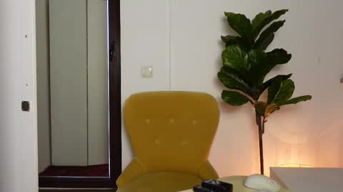 NinaCrystal online show from 09-17-25, 07:43