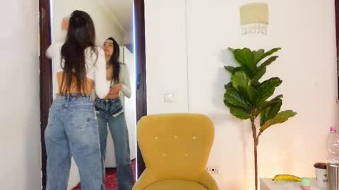 NinaCrystal online show from 03-22-26, 08:18