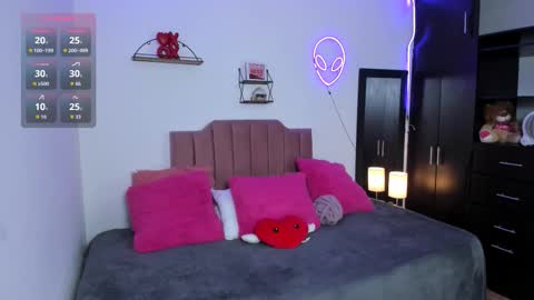 Nina online show from 03-10-26, 03:11