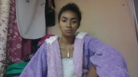 ninaeaa online show from 04-26-26, 08:28