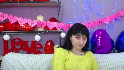 ninaflawlees online show from 02-08-25, 02:36