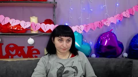 ninaflawlees online show from 02-12-25, 02:03