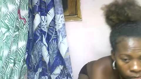 Snapshot of ninah9794 chatting on 11-29-25, 08:12 Ninah9794 online show from 11-29-25, 08:12