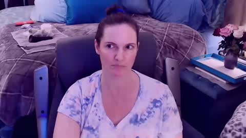 Snapshot of ninajaymes chatting on 02-05-25, 02:08 Nina Jaymes online show from 02-05-25, 02:08