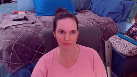 Snapshot of ninajaymes chatting on 11-18-25, 11:15 Nina Jaymes online show from 11-18-25, 11:15