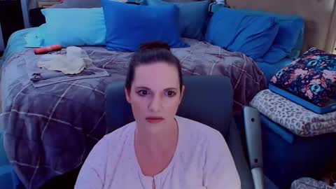 Snapshot of ninajaymes chatting on 06-11-26, 12:32 Nina Jaymes online show from 06-11-26, 12:32