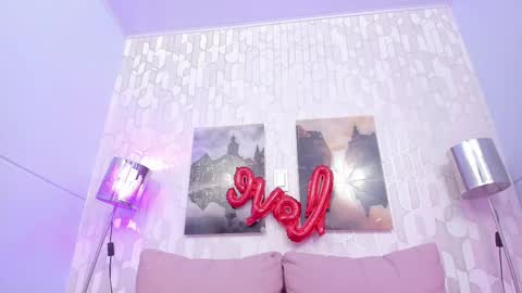 Nina Medux online show from 02-19-25, 03:50