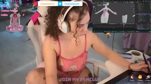 Snapshot of ninapoledance chatting on 01-07-26, 07:49 Nina online show from 01-07-26, 07:49