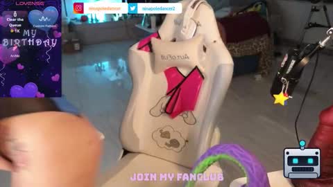 Snapshot of ninapoledance chatting on 03-16-26, 07:29 Nina online show from 03-16-26, 07:29