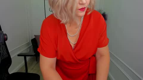 Snapshot of ninastarle chatting on 11-07-25, 05:29 ninastarle online show from 11-07-25, 05:29