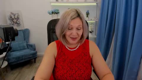 Snapshot of ninastarle chatting on 11-20-25, 05:18 ninastarle online show from 11-20-25, 05:18