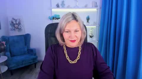 Snapshot of ninastarle chatting on 11-21-25, 04:44 ninastarle online show from 11-21-25, 04:44