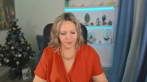 Snapshot of ninastarle chatting on 12-14-25, 04:40 ninastarle online show from 12-14-25, 04:40