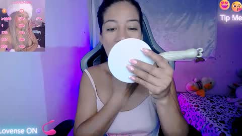 ninatinydoll1 online show from 09-22-25, 10:28