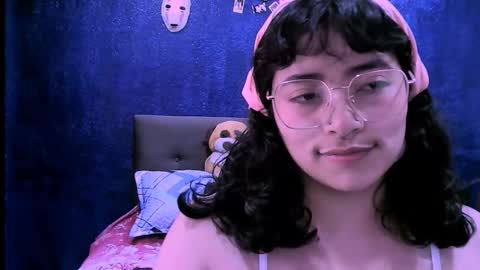 Nina online show from 10-02-25, 01:40