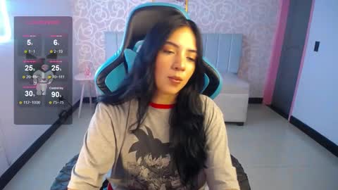 Snapshot of ninfa_ch chatting on 02-06-25, 04:25 Ninfa  online show from 02-06-25, 04:25