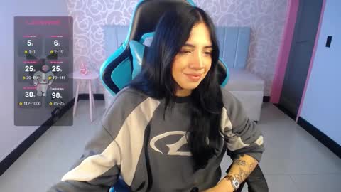 Snapshot of ninfa_ch chatting on 02-10-25, 11:04 Ninfa  online show from 02-10-25, 11:04