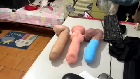 Snapshot of ninfo_puta chatting on 10-18-25, 10:27 Ninfo Puta online show from 10-18-25, 10:27