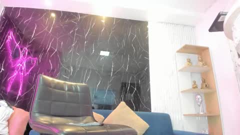 nini_beyker online show from 03-27-26, 12:38