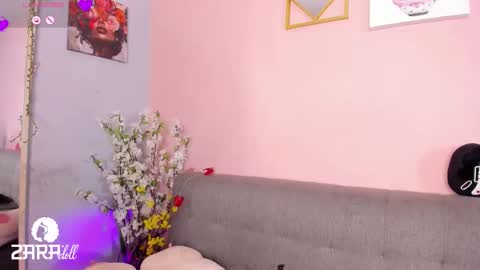 Snapshot of nini_martinii chatting on 09-20-25, 11:11 NINI online show from 09-20-25, 11:11