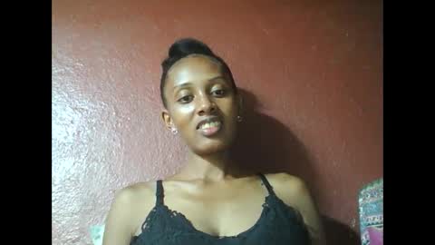 ninie246746 online show from 02-15-25, 06:02