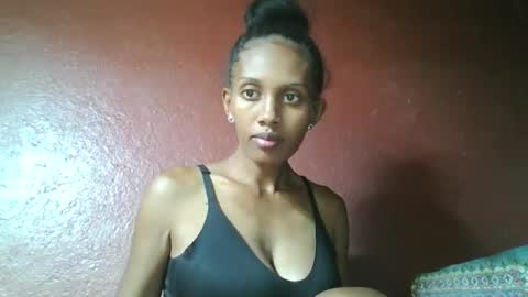 ninie246746 online show from 02-24-25, 03:20