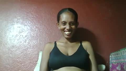 ninie246746 online show from 02-27-25, 09:11